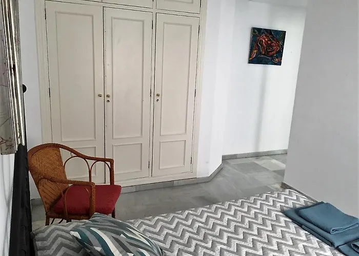 Luminoso Y Amplio Apartamento En El Centro Historico De Sevilla